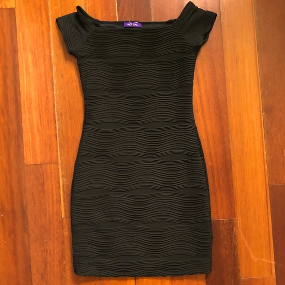 Black Bodycon Dress - Picture 3 of 7